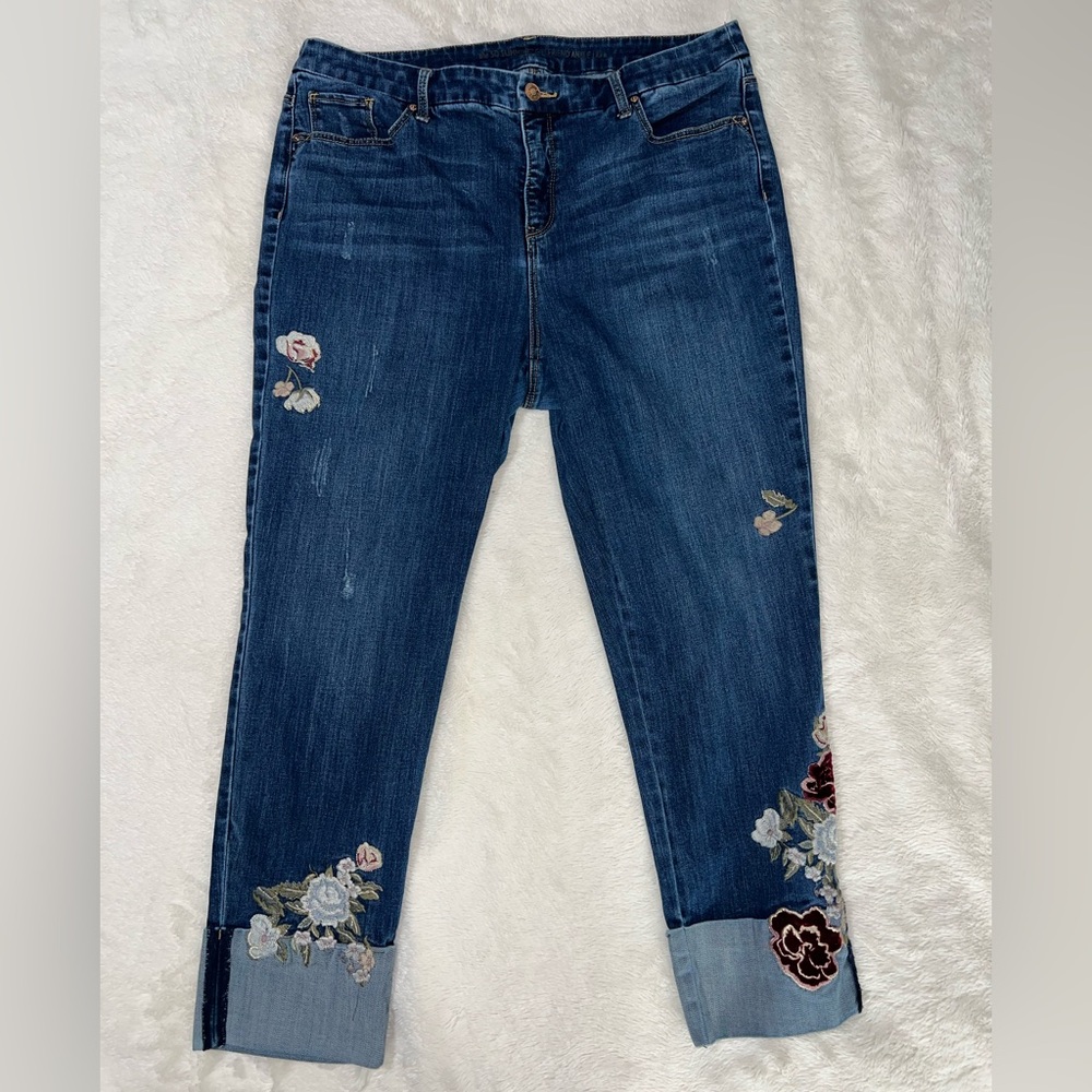 Chico's Dark Blue Cropped Jeans with Floral Embroidery